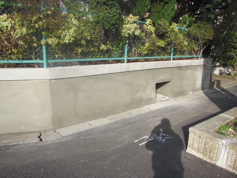 横須賀市青葉区住宅　擁壁改修工事　モルタル重ね塗り